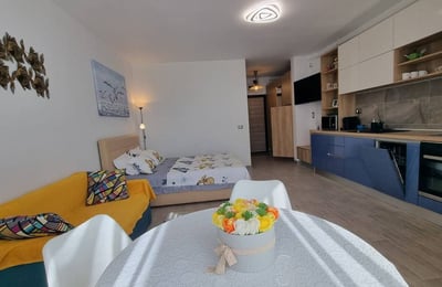 Alquiler de cómodos apartamentos de 1 habitación, 36 m², Mamaia, Constanza, Rumanía
